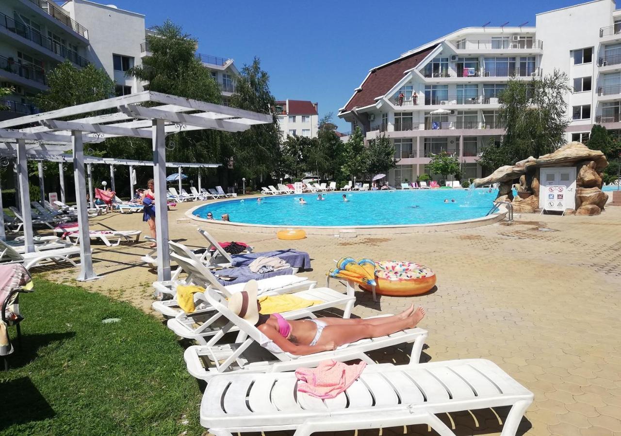 Charis Cozy Family Apart At Sun Village Complex Close To The Beach Napospart Kültér fotó
